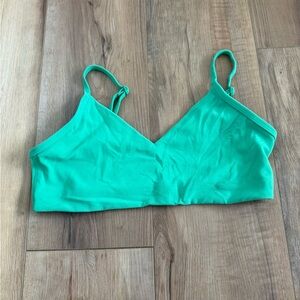 Aritzia butter sports bra